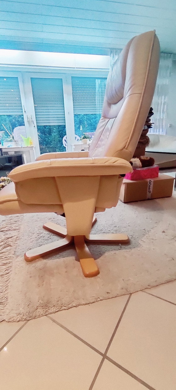 Verstellbarer Sessel aus Leder, Beige, Verstellbarer relaxsessel, Holz, Modern (Foto 4 von 7)