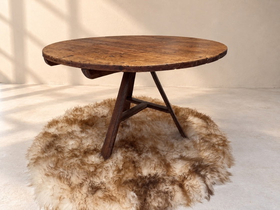 Tavolo da pranzo rotondo rustico vintage - Legno massello, carattere brutalista, Tavoli da pranzo, Marrone (foto 4 di 5)
