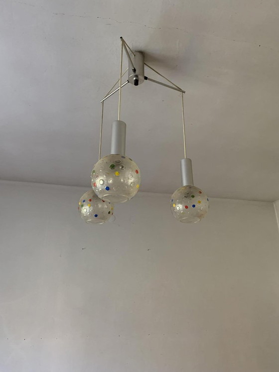 Plafoniera ungherese a forma di sfera Mid-Century, anni '60 – Plafoniere, Mid Century Modern (photo 2 of 4)