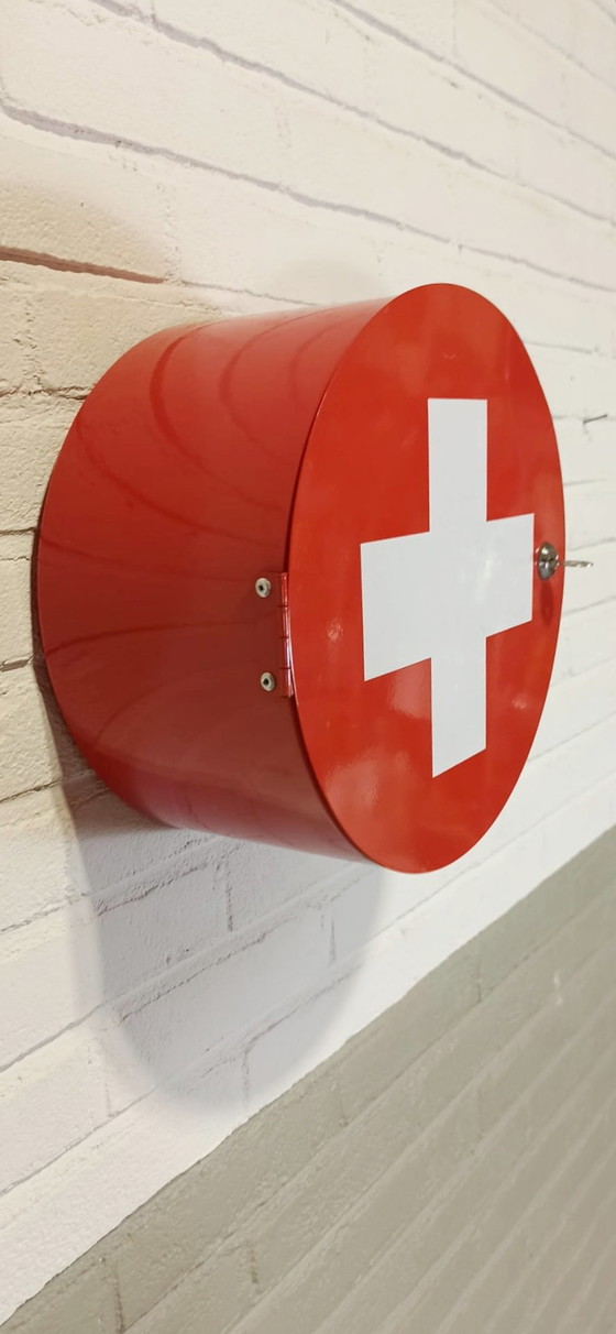 Image 1 of Metal Medicine Cabinet 