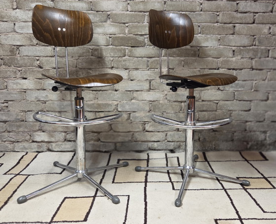 Image 1 of Een paar SE 68 orkeststoelen van Egon Eiermann voor Wilde + Spieth, Duitsland, jaren 70.