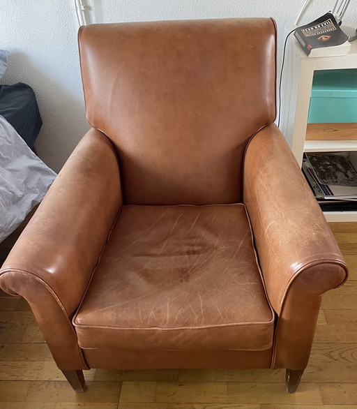 Nico Van Oorschot Fauteuil met hocker 