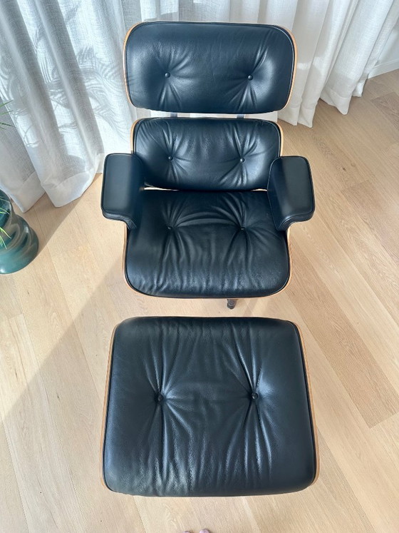 VITRA Eames Lounge Chair e Ottoman originali, Santos Palisander 2005, Sedie girevoli, Pelle, Nero (foto 5 di 14)