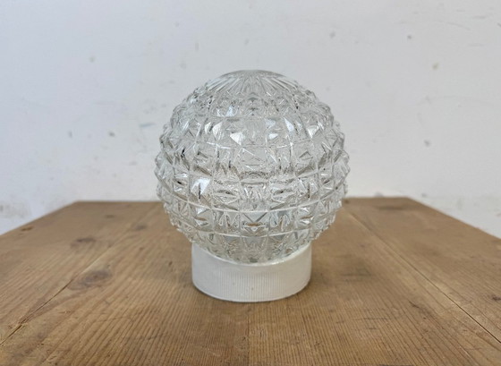 Image 1 of Applique murale vintage en porcelaine blanche, années 1970