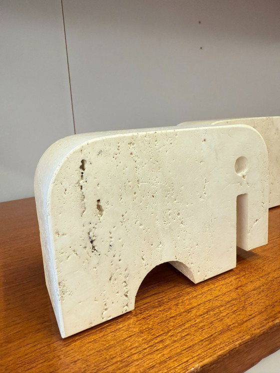 Image 1 of 2x Elefantenskulptur-Buchstützen aus Travertin von Enzo Mari, Italien, 1970er Jahre