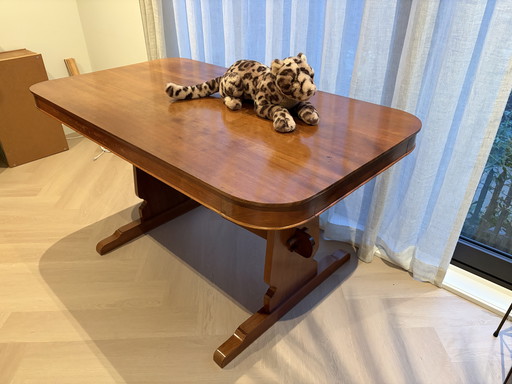 Einzigartiger Tisch aus ostafrikanischem Rosenholz