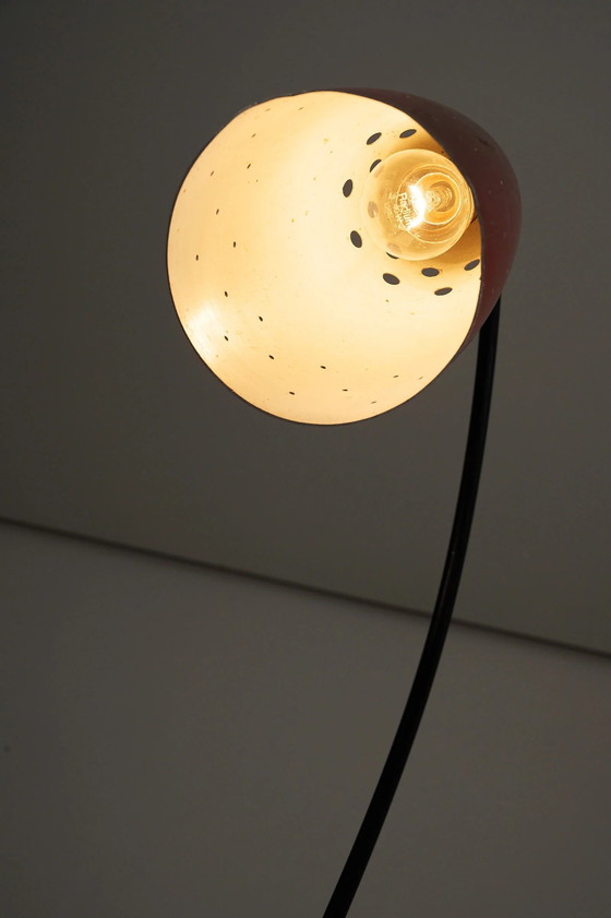 Lampadaire 'Grasshopper', Pays-Bas, années 1950, Aluminium, Fer, Rouge, Mid Century Modern (photo 9 sur 12)