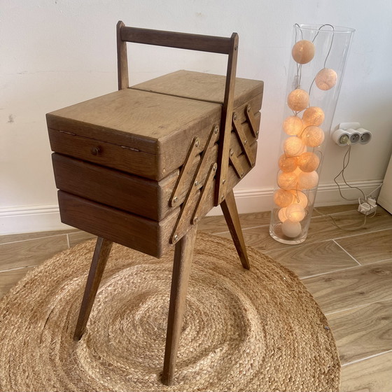 Image 1 of Trabajador de la época