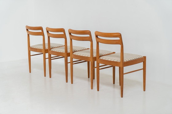 Image 1 of Ensemble de 4 chaises de salle à manger par H.W. Klein pour Bramin (Danemark, années 1960).