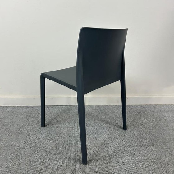 Image 1 of Volt Pedrali Stapelbarer Besucherstuhl