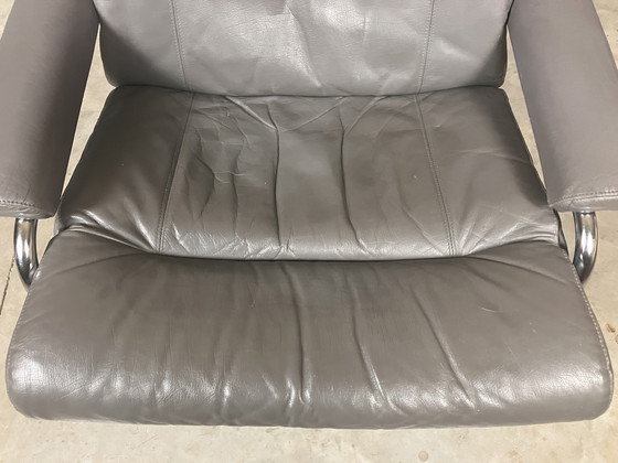 Image 1 of Sillón giratorio Cuero Cromo Escandinavo