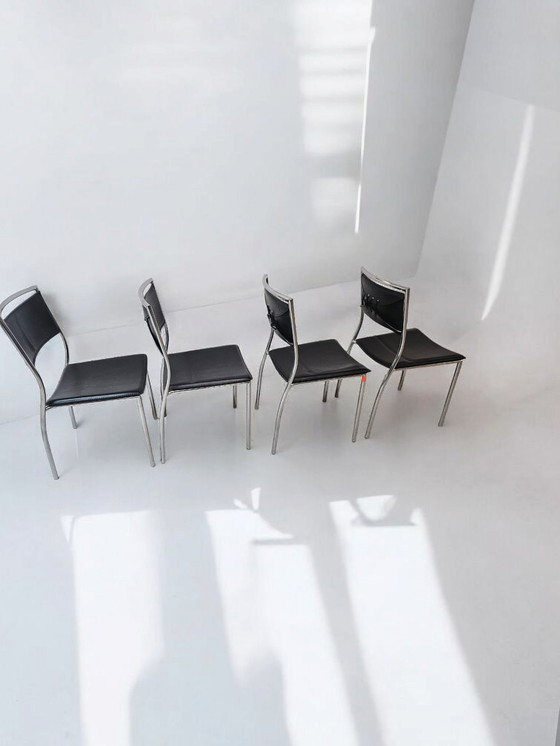 Image 1 of Lot de 4 chaises de salle à manger vintage Chaises 70's 80's noir