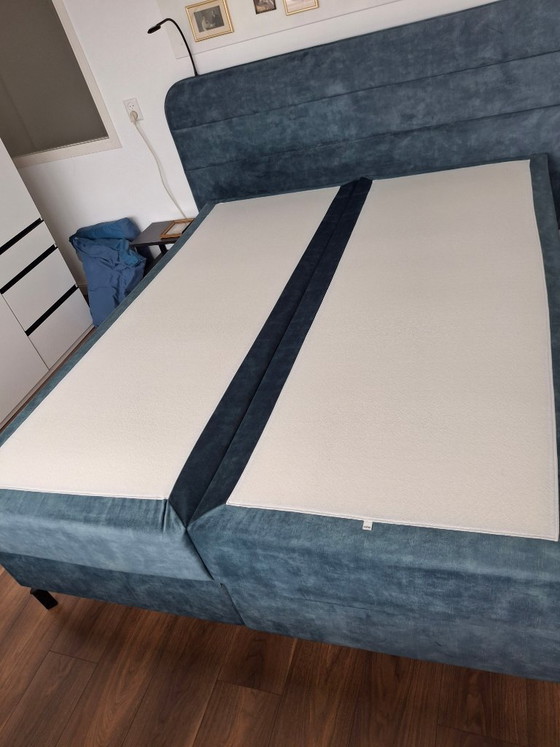 Image 1 of Luxe Boxspring Perusta- Blauw Velours - 160x200 cm