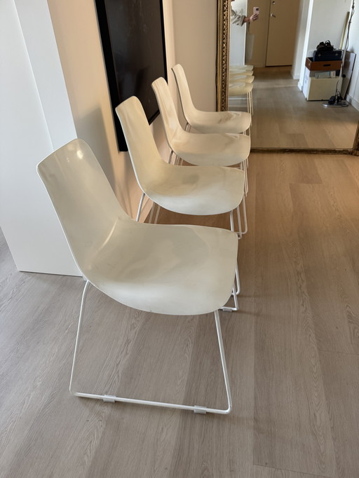 4x white Bonaldo dining chairs ‘Lei’ 