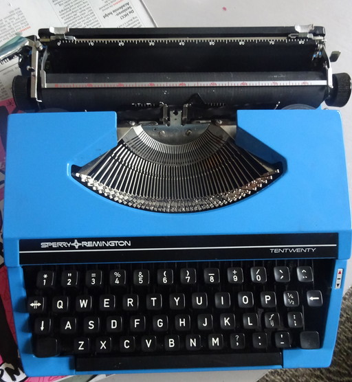 Remington Typewriter Tentwenty