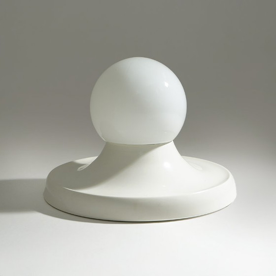 Image 1 of Een paar Light Ball plafondlampen van de gebroeders Castiglioni voor Flos, jaren 60.
