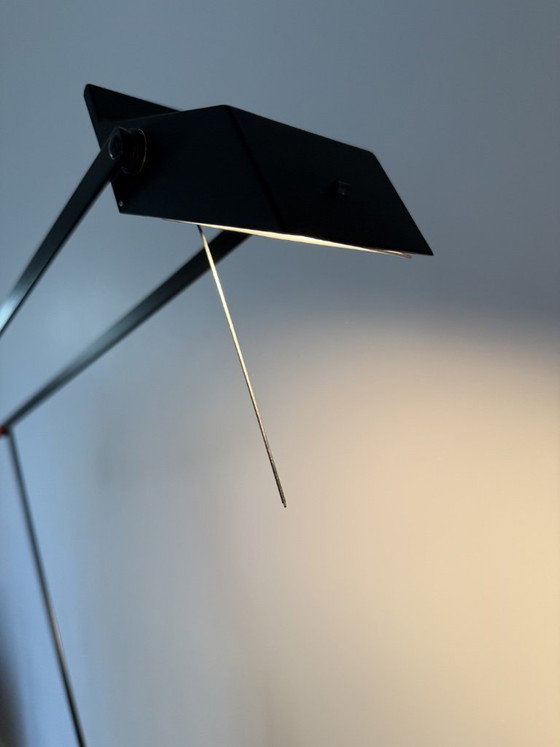 TIZIO Lamp Artemide Italian Design Starck Richard Sapper Memphis – Table lamps, Plastic (photo 4 of 10)