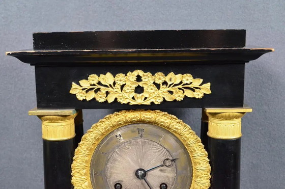 French Napoleon III Ebonized Wood Portico Mantel Clock, Circa 1860 – Brass (photo 9 of 13)