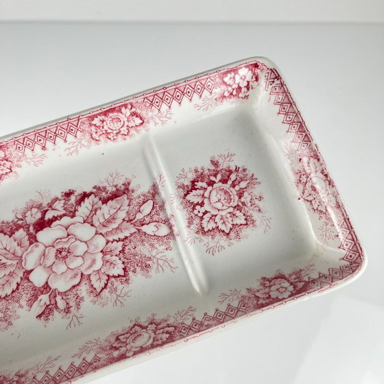 Image 1 of Portasapone modello "Jardinière", St Amand - Hamage Nord, rosa, inizio XX secolo.