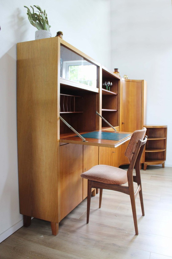 Image 1 of Houten vintage wandmeubel - Musterring. Retro Mid Century modulair kast met bureau / barretje