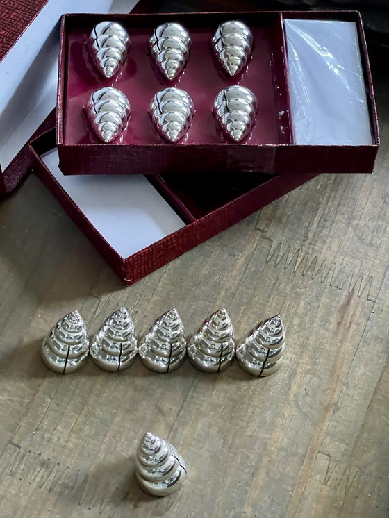 Image 1 of Set of 12 vintage shell-shaped place card holders