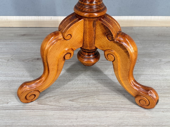 Image 1 of Französischer Beistelltisch aus Holz Weintisch mit Intarsien