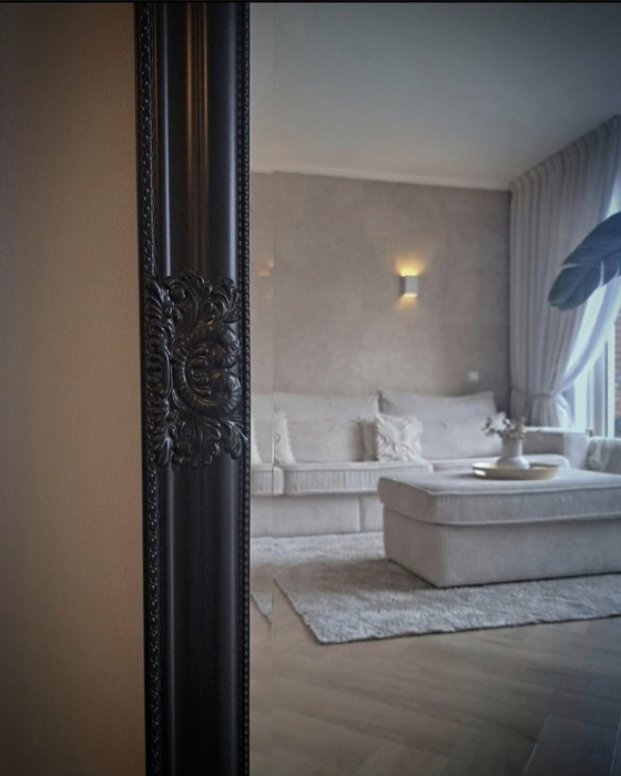 Image 1 of Grand miroir noir à facettes