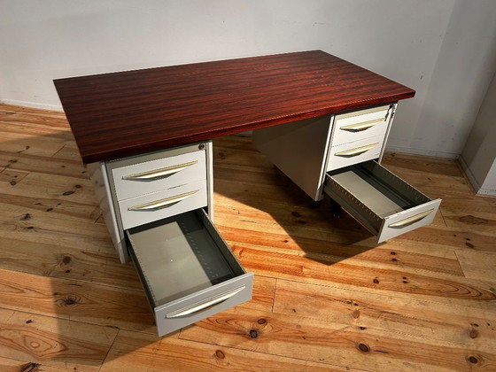 Industrial mid-century vintage desk – Metal, Wood (photo 4 of 19)