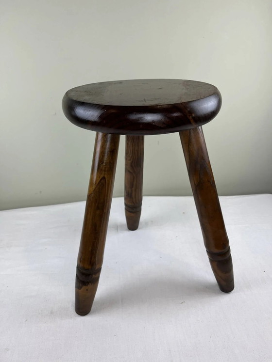 Antique tripod stool – Wood, Brutalist (photo 2 of 9)