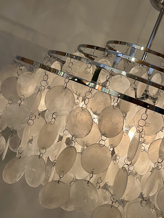 Image 1 of Suspension vintage en nacre et opaline, lustre