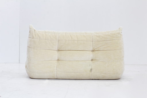 Canapé 2 places Togo beige velours ligne roset Michel Ducaroy