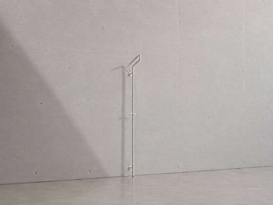 2x Minimalistische wandkapstokken van crèmekleurig metaal – Metal (photo 8 of 10)