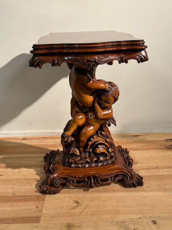 Image 1 of Vintage Barok TV tafel in hout 