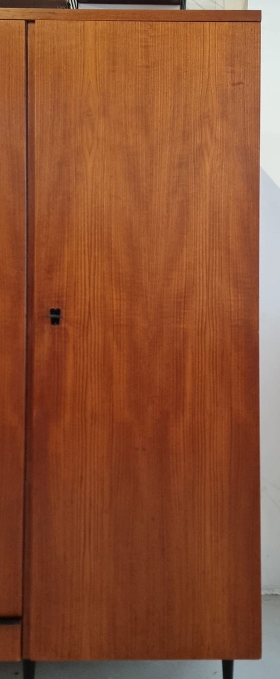 Mid Century Kleiderschrank – Kleiderschränke, Holz (photo 8 of 24)