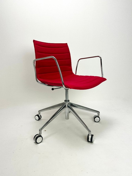 Image 1 of Silla de diseño Arper Catifa 46