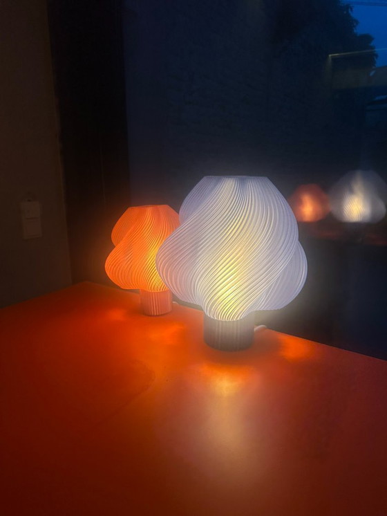 Image 1 of 1 x CRÈME Soft Serve Grande Lamp Blueberry - €180