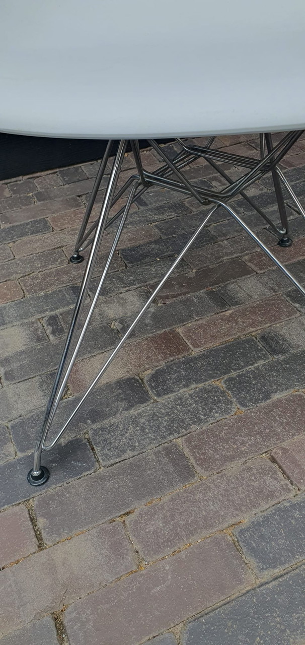 6 vitra eames dx stoelen