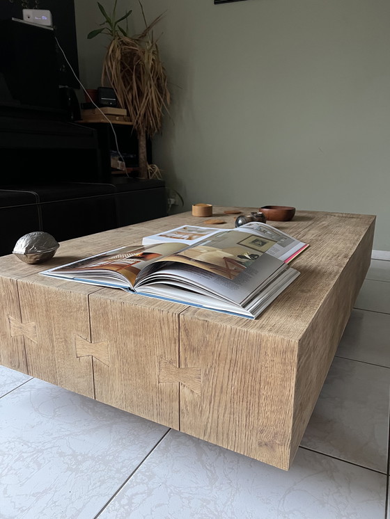 Image 1 of table basse en bois