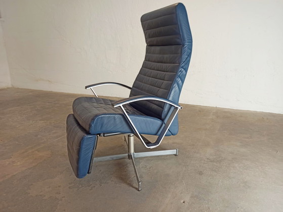 Fauteuil inclinable pivotant en cuir vintage – Leather, Metal (photo 8 of 15)