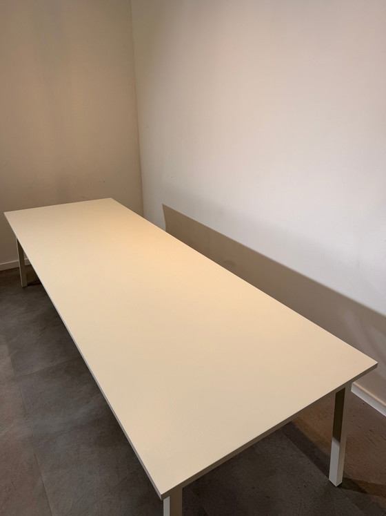 Moooi Shaker eettafel (photo 5 of 8)