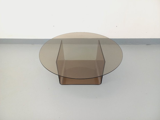 Image 1 of Vintage round coffee table in glass and plexiglass, Space Age style from the 1970s