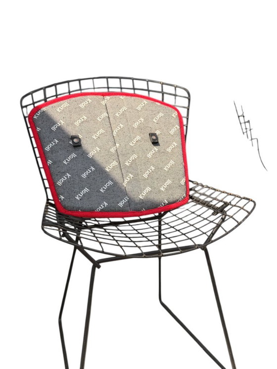 Image 1 of Ensemble authentique de 4 chaises Harry Bertoia Wire pour Knoll - Acier et coussins d'origine
