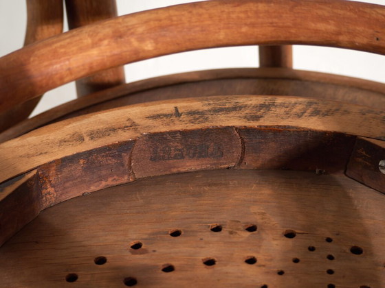 Pair of antique chairs in Thonet bentwood – Central Europe, circa 1930 #9 – Dining chairs (photo 11 of 40)