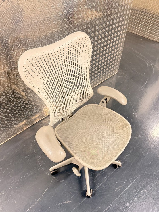 Image 1 of Herman Miller Mirra Bureautoel