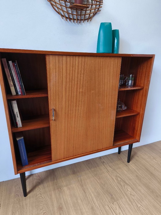 Modernistische boekenkast, 1970 – Boekenkasten, Wood (photo 21 of 24)
