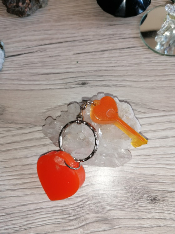 Resina epossidica, ciondolo "fatto in casa" (chiave e cuore) – selfmade, Oggetti decorativi, Metal, Plastic (photo 4 of 6)