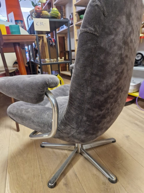 Vintage TV Armchair – Metal, Textile (photo 8 of 11)
