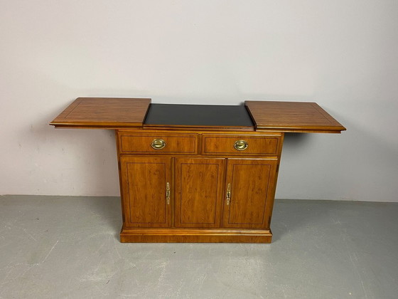 Drexel Heritage Mobile bar / Credenza buffet Campaign anni '70 – Piano scorrevole estensibile. USA, anni (photo 11 of 24)