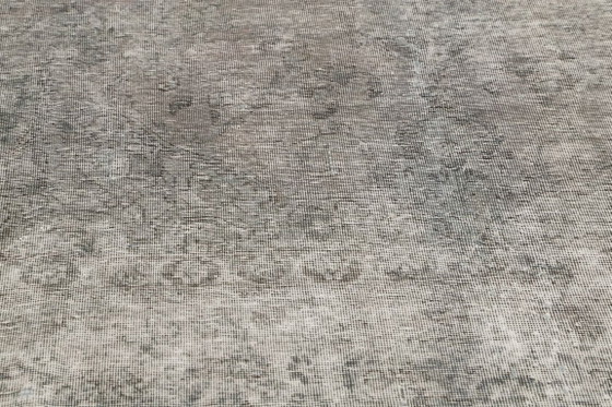 Image 1 of Hand-knotted vintage art rug 247x378