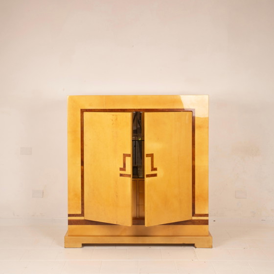 Giorgio Tura & Nucci Valsecchi Mod. 2047 Mueble Bar de Pergamino de Piel de Cabra para Tura – Leather, Glass (photo 3 of 21)